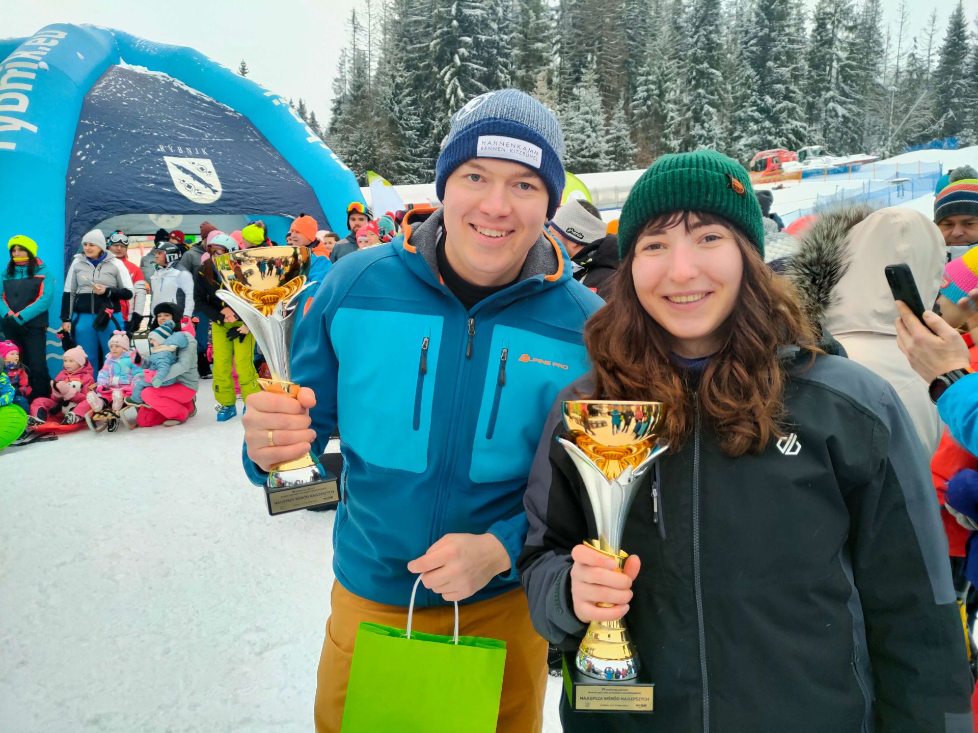 Nieoficjalne mistrzostwa Rybnika w narciarstwie alpejskimwygrali Ewa Fojcik i Franciszek Smusz. Zdj. Wacław Troszka