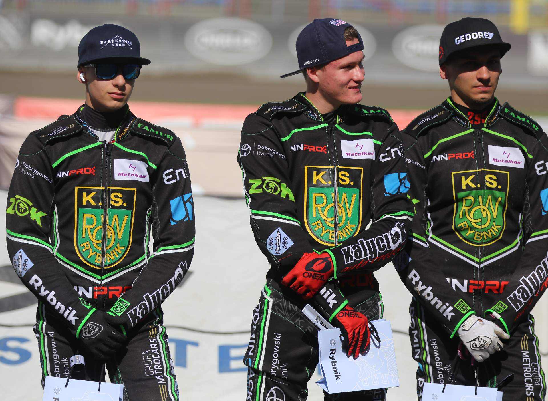 Ligowy tercet juniorów Innpro ROW-u Rybnik; od lewej: Maksym Borowiak, Paweł Trześniewski i Kacper Tkocz Zdj. Wacław Troszka (archiwum)