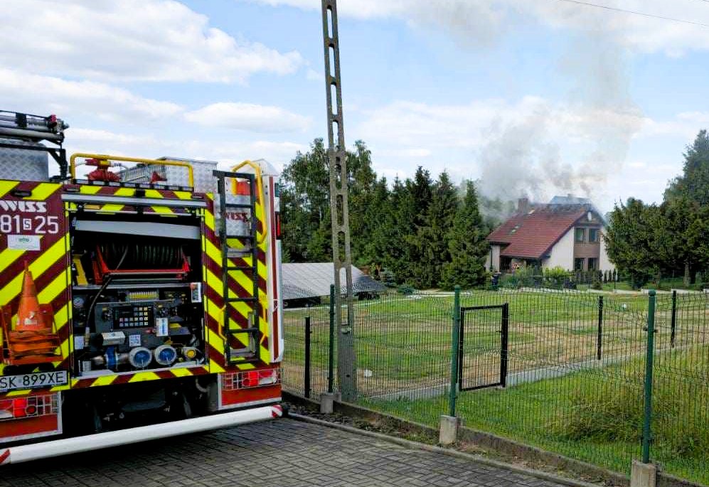 Pożar domu przy Niewiadomskiej w Rybniku. Zdj. PSP