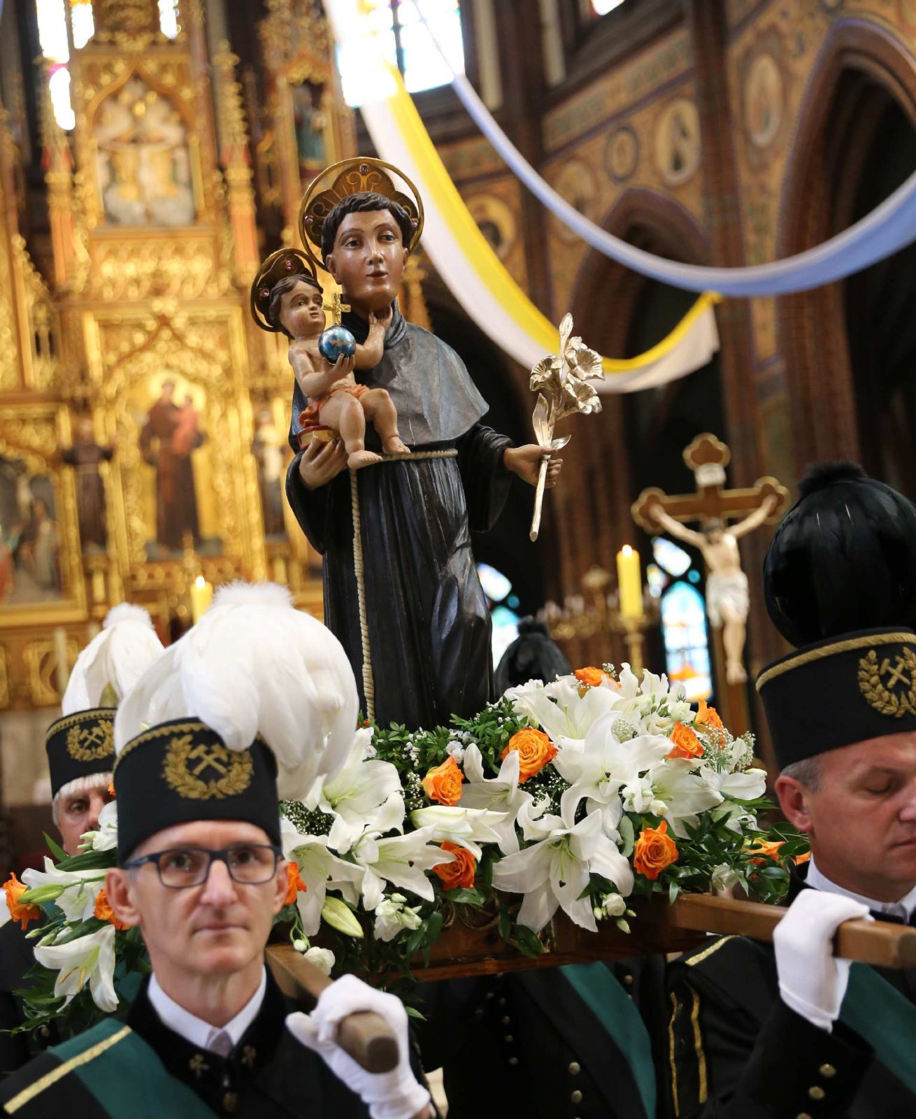 Tradycyjna procesja z figurą św. Antoniego odbędzie się w Rybniku w najbliższą niedzielę, zaraz po odpustowej sumie w bazylice, która rozpocznie się o god. 11. Zdj. Wacław Troszka