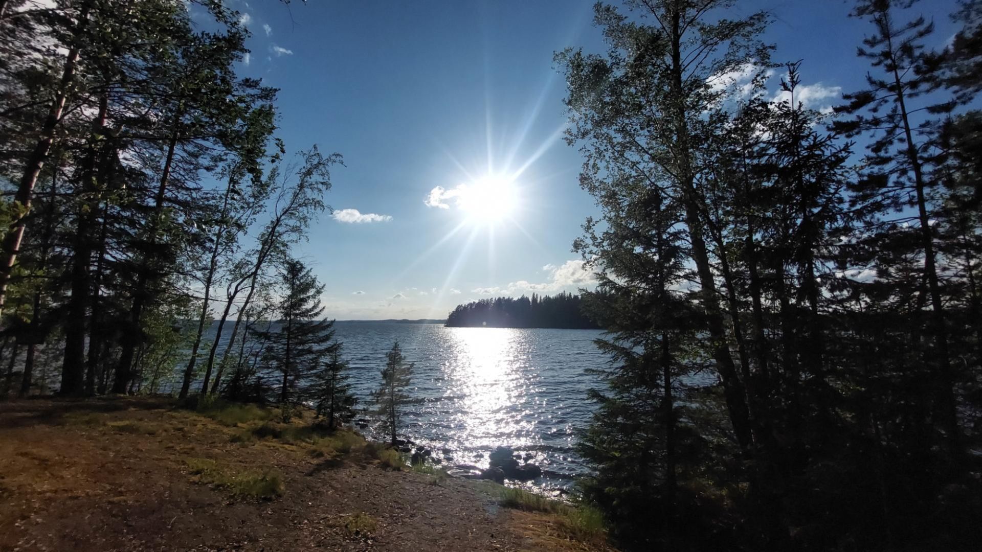 Finlandia nazywana jest krajem tysiąca jezior choć tak naprawdę jest ich blisko 190 tysięcy. Zdj. Janusz Rzymanek