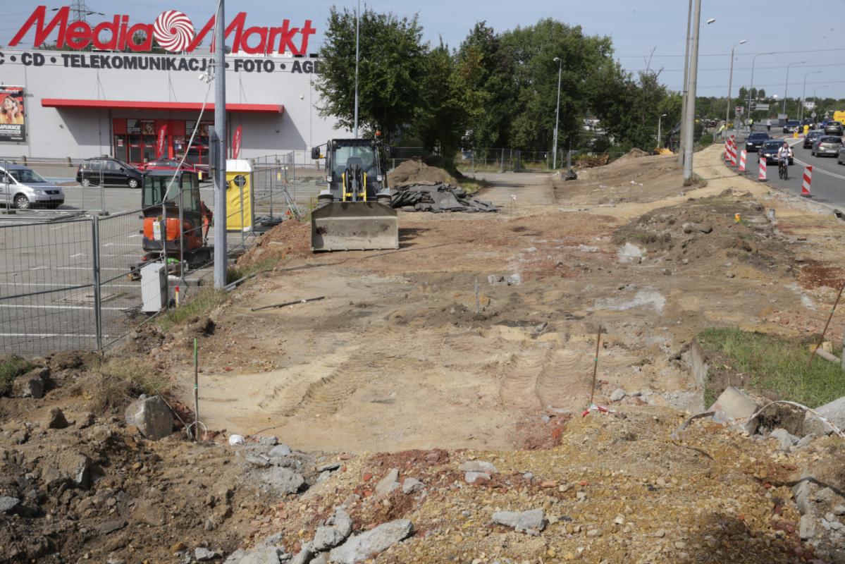 W miejscu po byłym markecie Tesco powstanie nowy park handlowy. Zdj. WaT