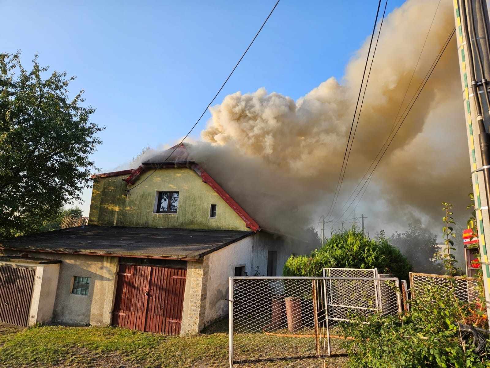 Pożar budynku jednorodzinnego w Niedobczycach. Zdj. PSP Rybnik