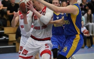 Koszykarze po pięknej walce przegrali z liderem z Katowic (5)
