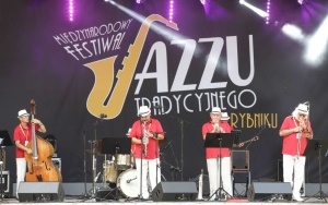 Festiwal imienia Gawlika - pierwszy dzień festiwalu jazzu tradycyjnego (1)