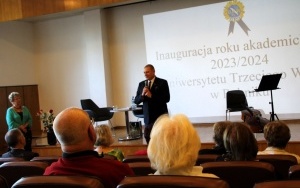 Inauguracja nowego roku akademickiego Uniwersytetu Trzeciego Wieku w Rybniku (12)