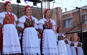 Zespół Pieśni i Tańca „Śląsk” im. Stanisława Hadyny wystąpił na Ignacym w ramach II Festiwalu Górnej Odry.  (1)