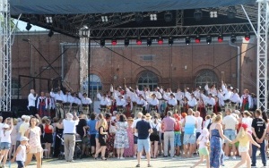 Zespół Pieśni i Tańca „Śląsk” im. Stanisława Hadyny wystąpił na Ignacym w ramach II Festiwalu Górnej Odry.  (10)