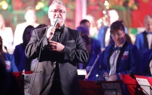 Koncert noworoczny Miejskiej Orkiestry Dętej Rybnik z Mateuszem Ziółko w kościele w Chwałowicach (10)