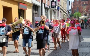 Manifestacja różowych okularów (13)