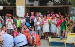 Manifestacja różowych okularów (2)