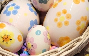 Wielkanocne poszukiwania jajek w Boguszowicach (10)