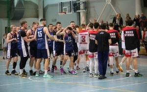 Ostatni mecz sezonu 2023/24 koszykarzy MKKS-u Rybnik (12)