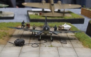 Okręty, czołgi i samoloty w wersji mini na Ignacym (12)