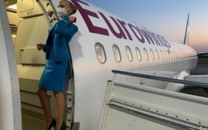 Stewardesa Daria Kufieta  (2)
