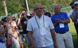 Najstarsi piłkarze ROW Rybnik uhonorowani podczas 60-lecia klubu piłkarskiego (7)