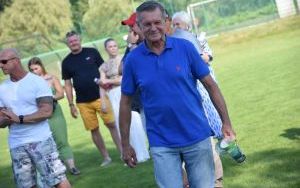 Najstarsi piłkarze ROW Rybnik uhonorowani podczas 60-lecia klubu piłkarskiego (1)