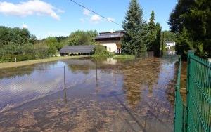 Ruda zalała domy przy ulicy Partyzantów w Rybniku (7)