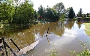 Ruda zalała domy przy ulicy Partyzantów w Rybniku (4)