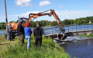 Ruda zalała domy przy ulicy Partyzantów w Rybniku (1)